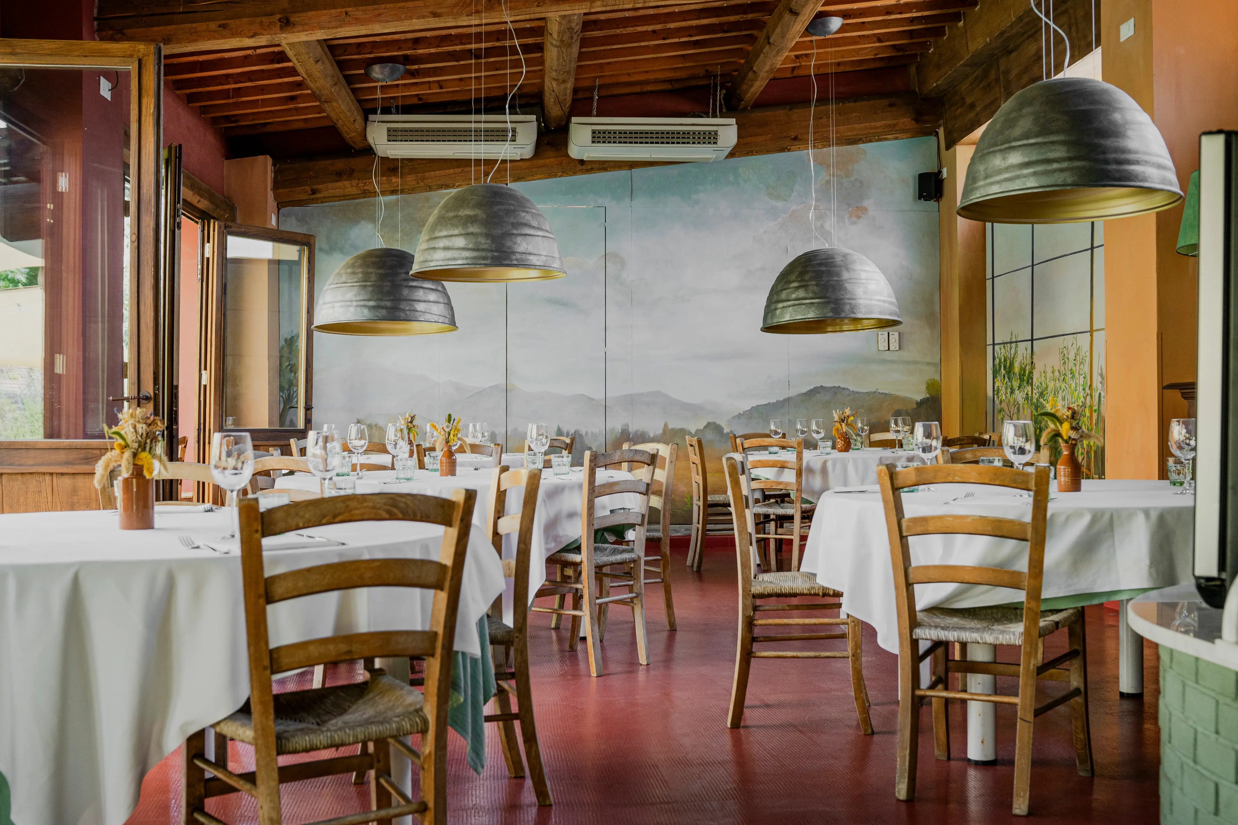 illuminazione-a-led-sala-ristorante